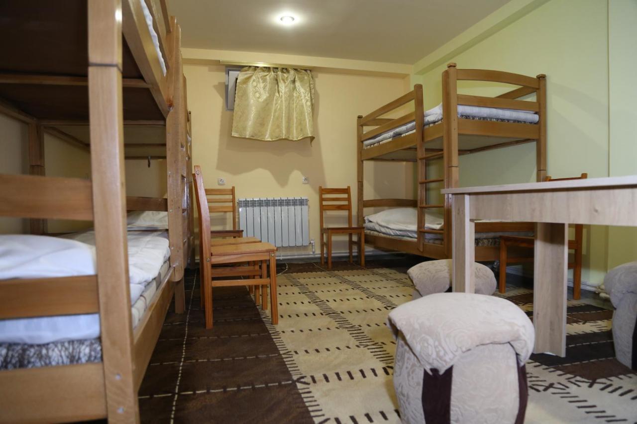 Arsego Hostel Vanadzor Exterior photo