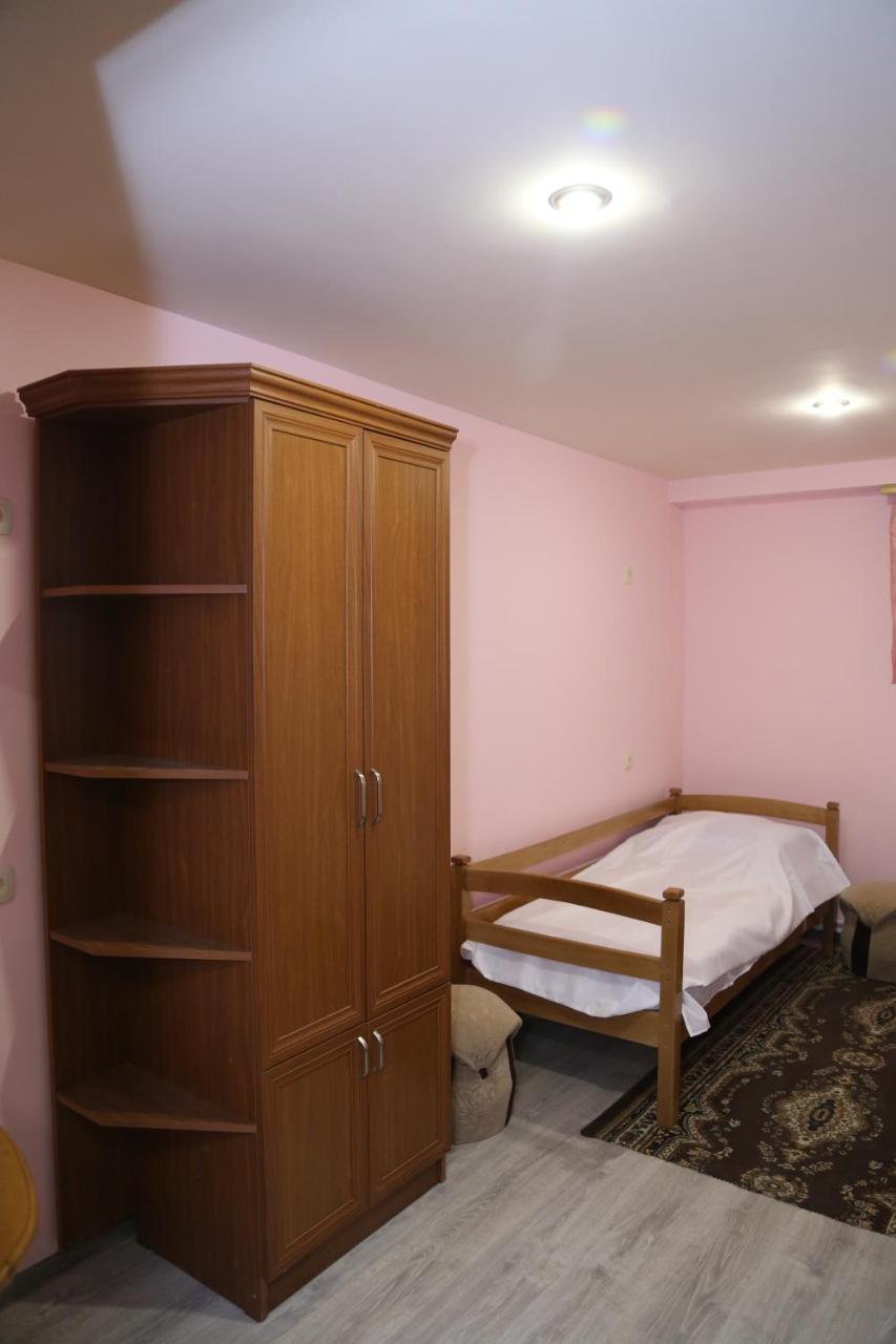 Arsego Hostel Vanadzor Exterior photo