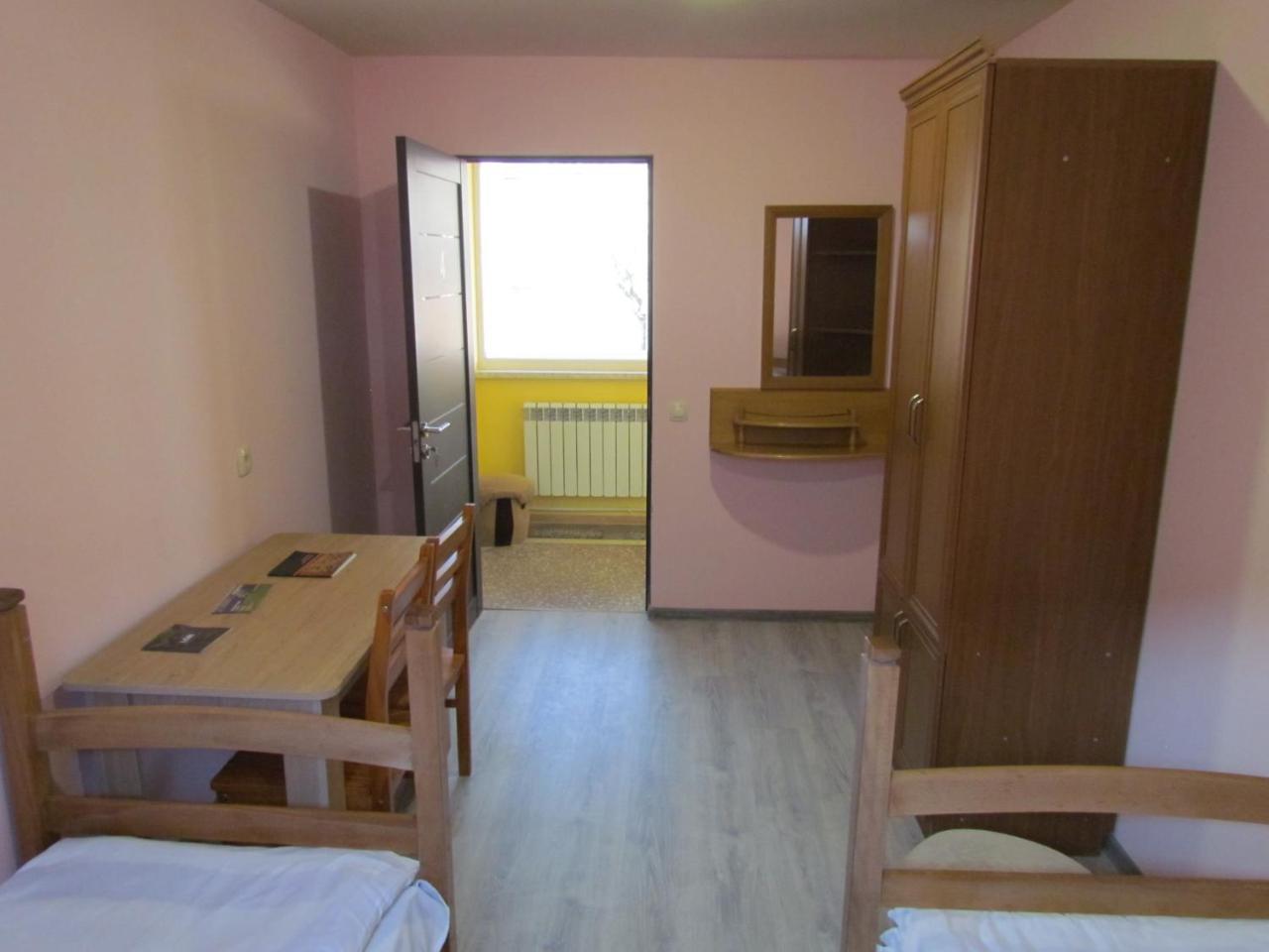 Arsego Hostel Vanadzor Exterior photo